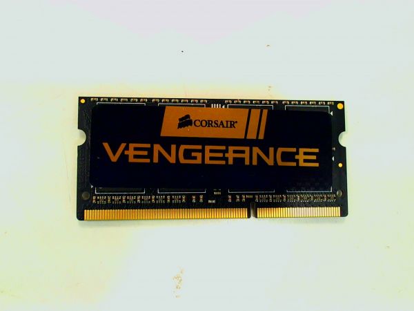 8192 MB Corsair Vengeance SO-DIMM 8GB, DDR3, 12800S 1600 MHz CMSX16GX3M2A1600C10