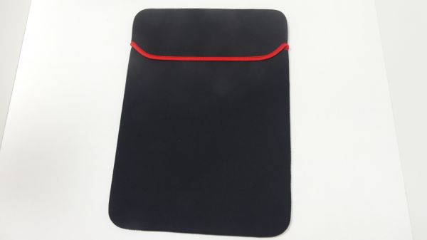 Notebook Tasche Sleeve Pouch schwarz/rot 15,6 390mm x 290mm